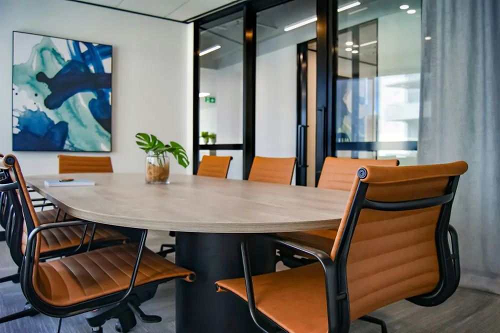Office Furniture Installation — photo 3